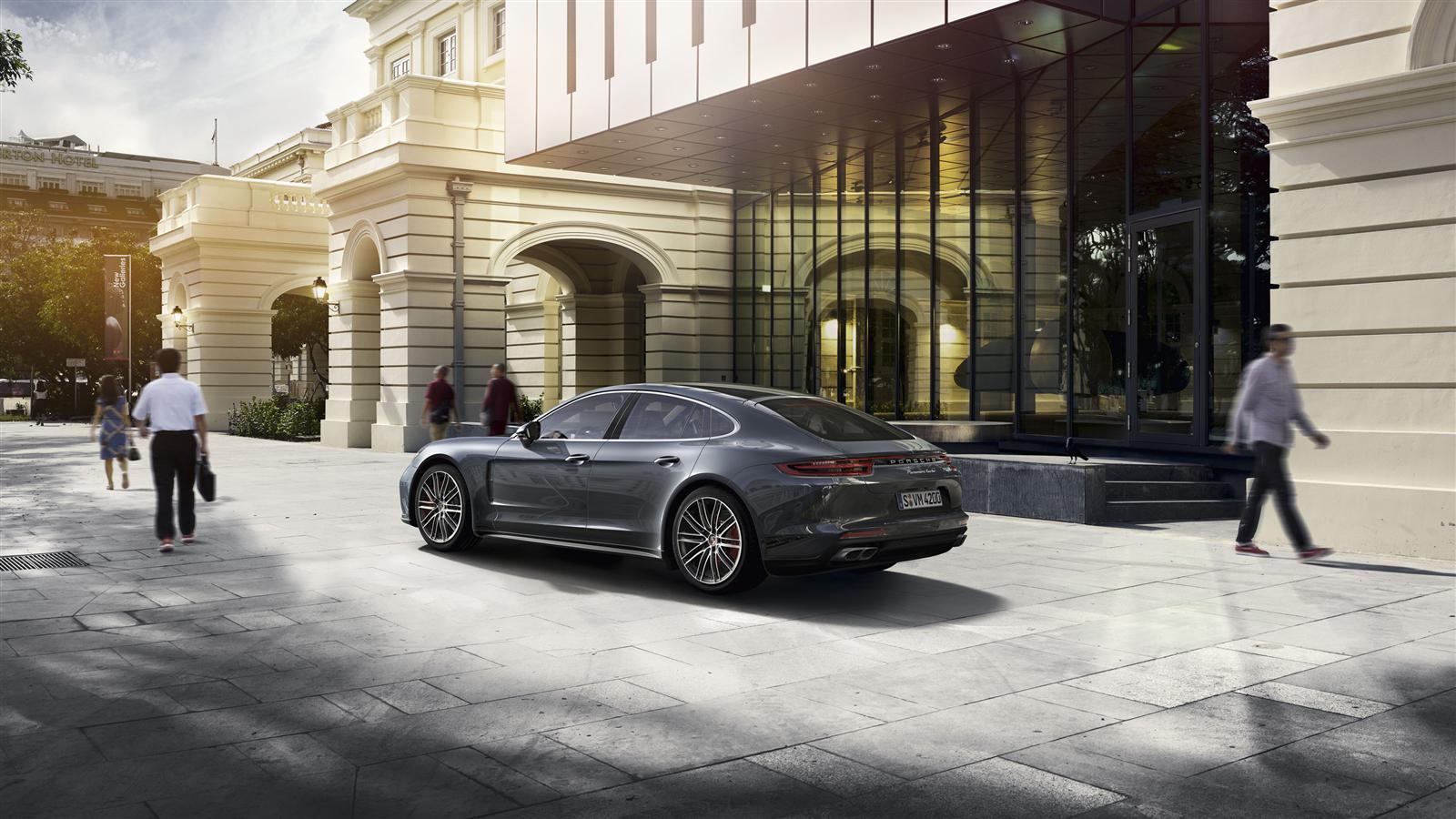 Porsche Panamera Turbo photo 27
