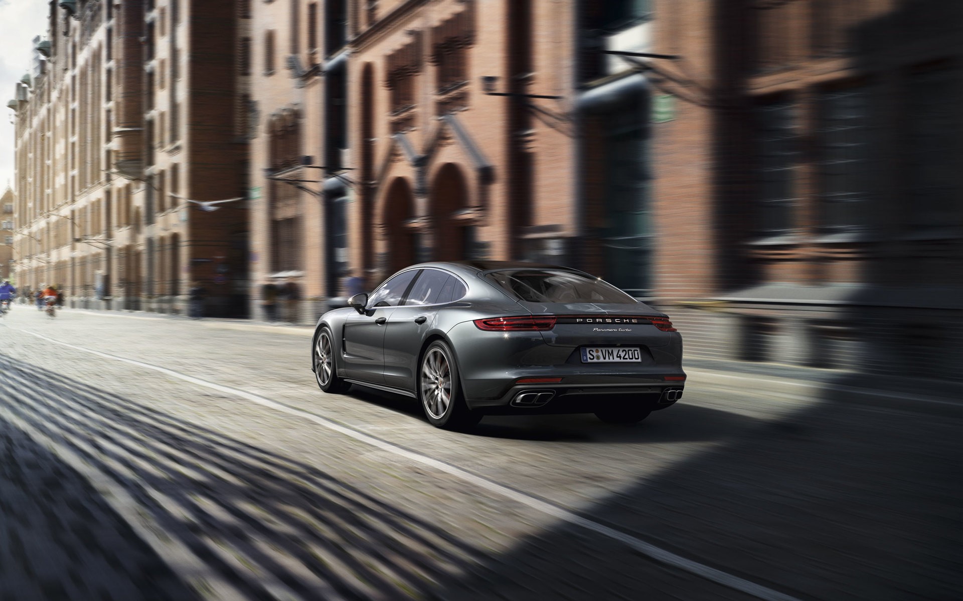 Porsche Panamera Turbo photo 29