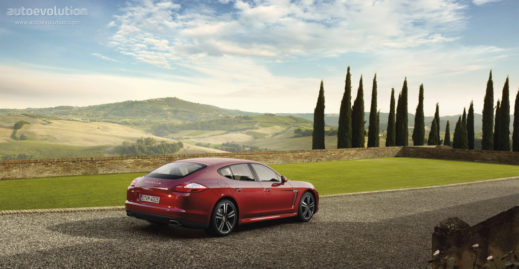 Porsche Panamera photo 7