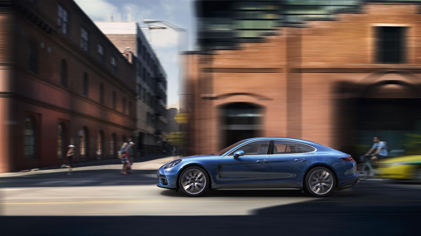 Porsche Panamera photo 8
