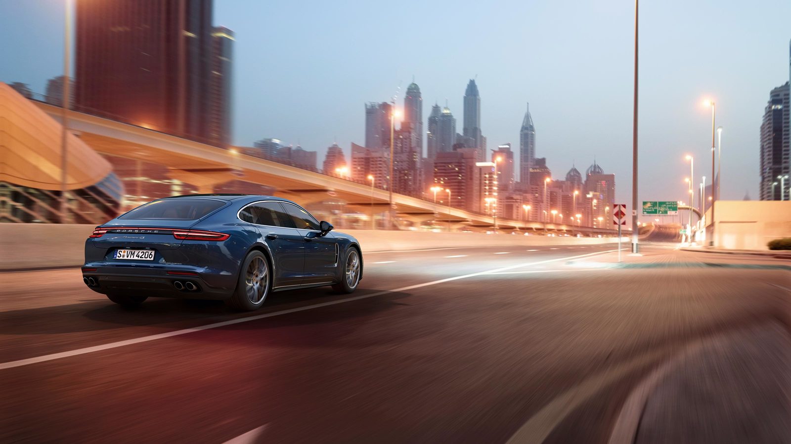 Porsche Panamera photo 3