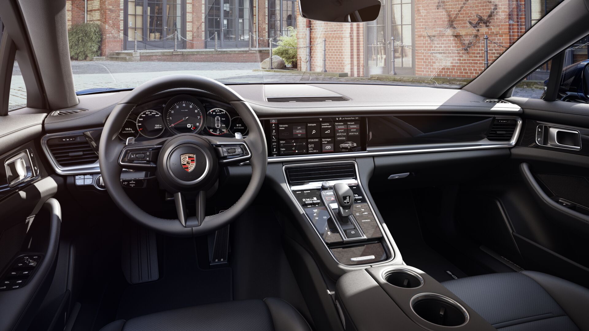 Porsche Panamera photo 4