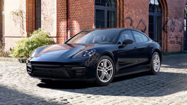Porsche Panamera photo 2