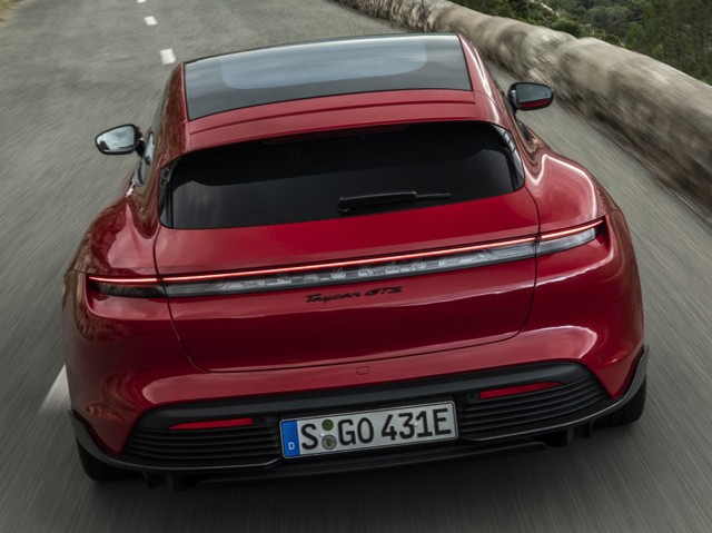 Porsche Taycan Gts Sport Turismo photo 5