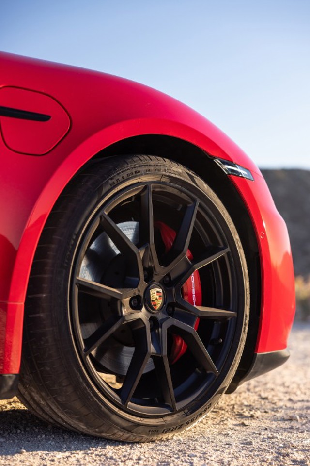 Porsche Taycan Gts Sport Turismo photo 6