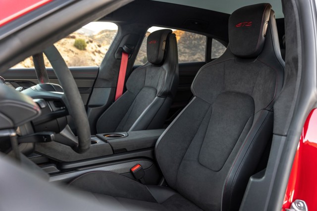 Porsche Taycan Gts Sport Turismo photo 34