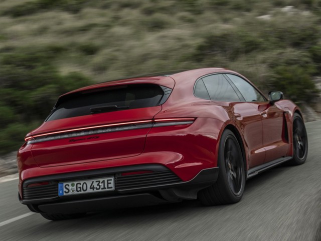 Porsche Taycan Gts Sport Turismo photo 15