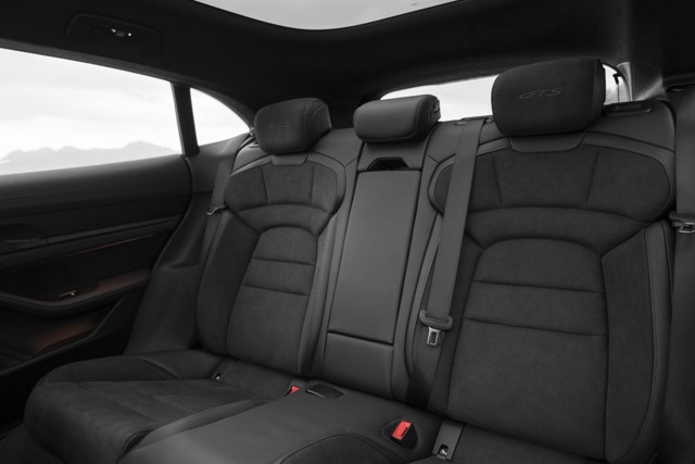 Porsche Taycan Gts Sport Turismo photo 36