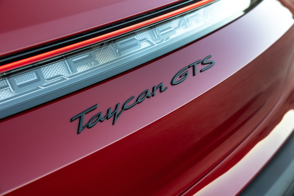 Porsche Taycan Gts Sport Turismo photo 4