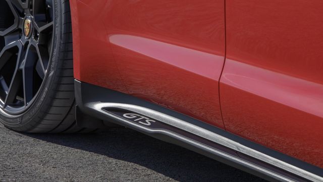 Porsche Taycan Gts photo 7