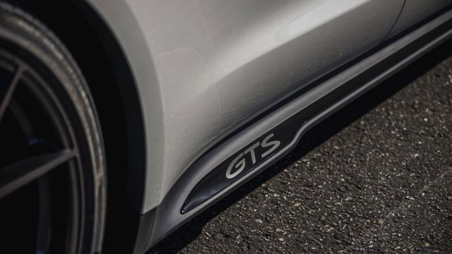 Porsche Taycan Gts photo 20