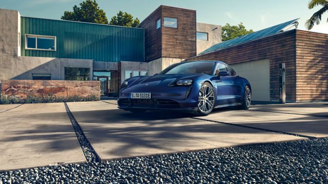 Porsche Taycan Turbo photo 6