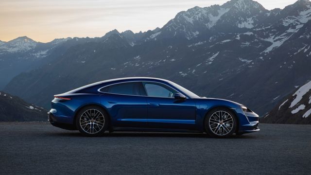 Porsche Taycan Turbo photo 14