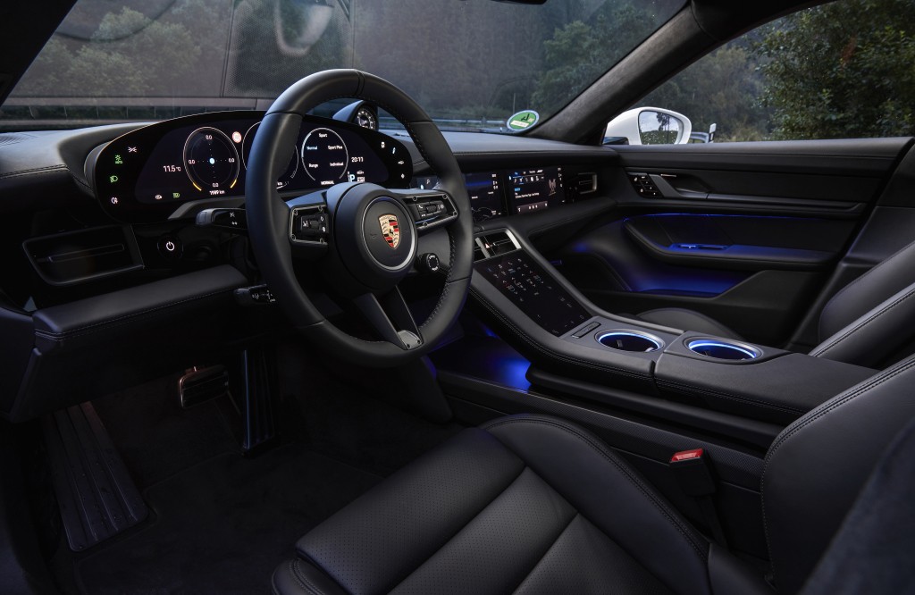 Porsche Taycan Turbo photo 66