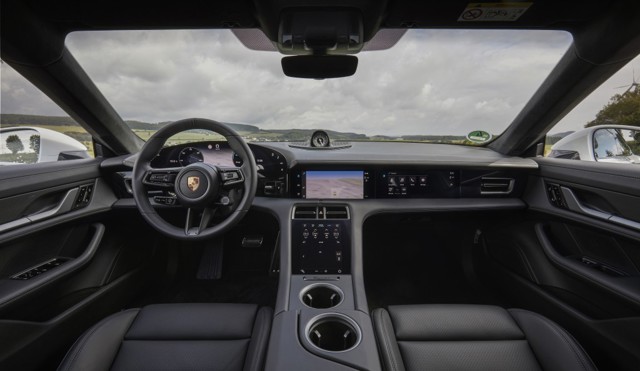Porsche Taycan Turbo photo 67