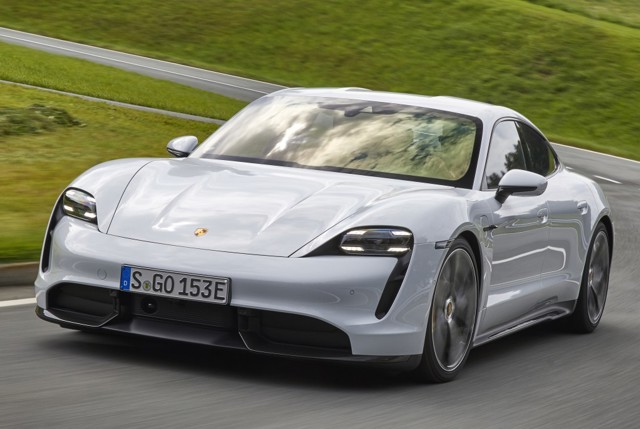 Porsche Taycan Turbo photo 25