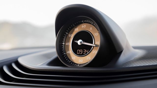 Porsche Taycan Turbo photo 61