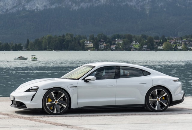 Porsche Taycan Turbo photo 43