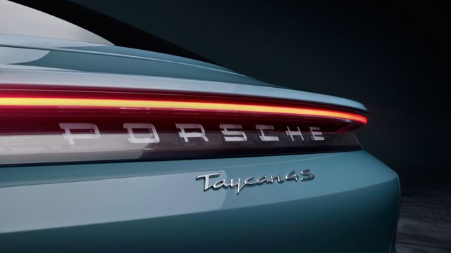 Porsche Taycan Turbo photo 47