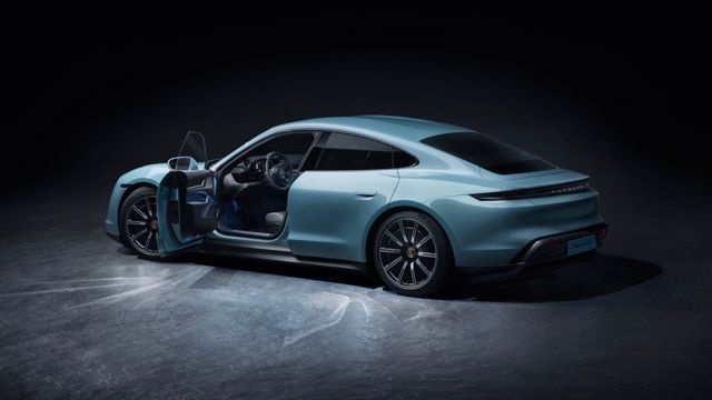 Porsche Taycan Turbo photo 53