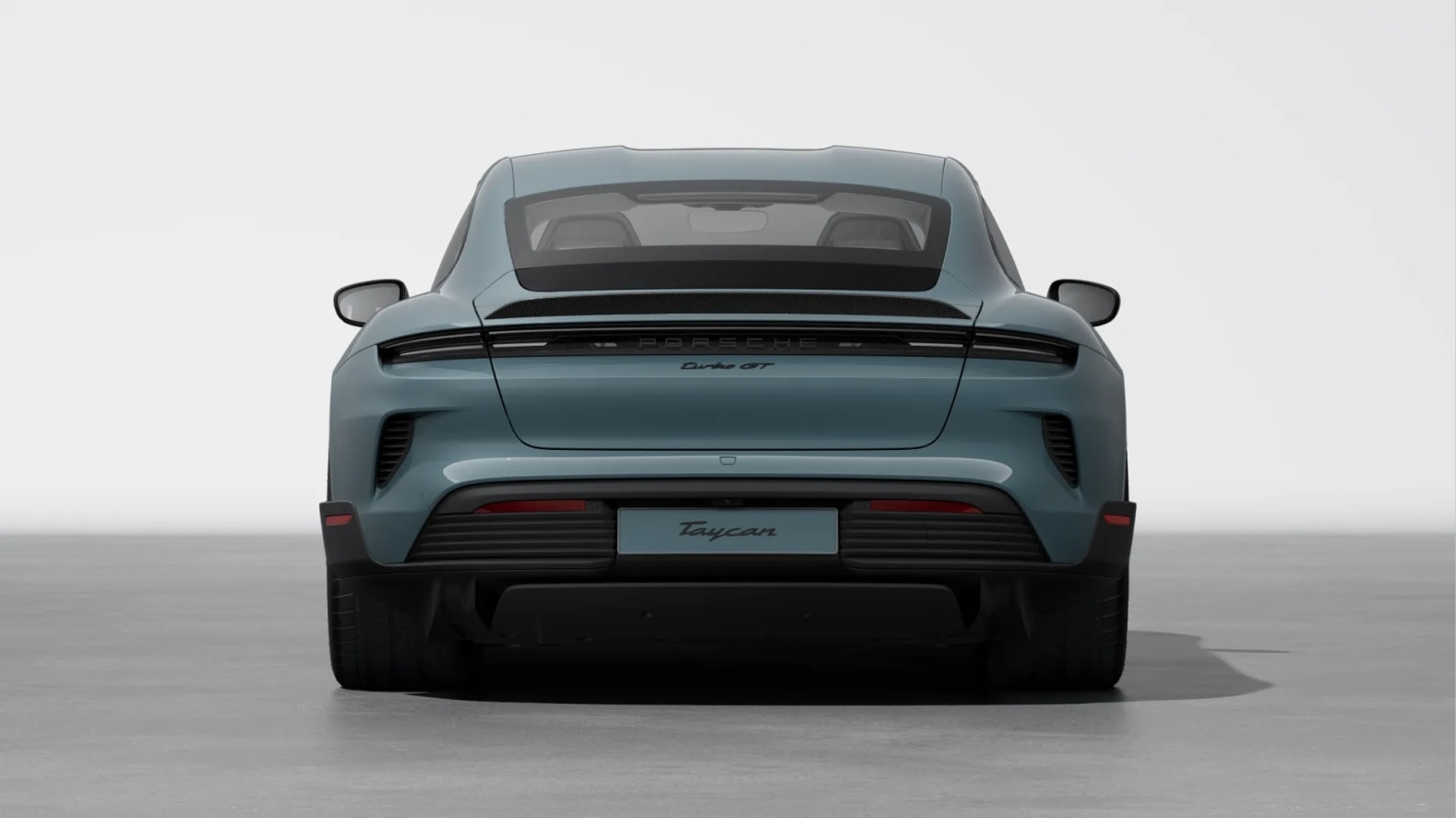 Porsche Taycan Turbo photo 17