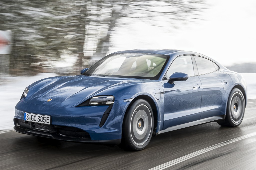 Porsche Taycan photo 2