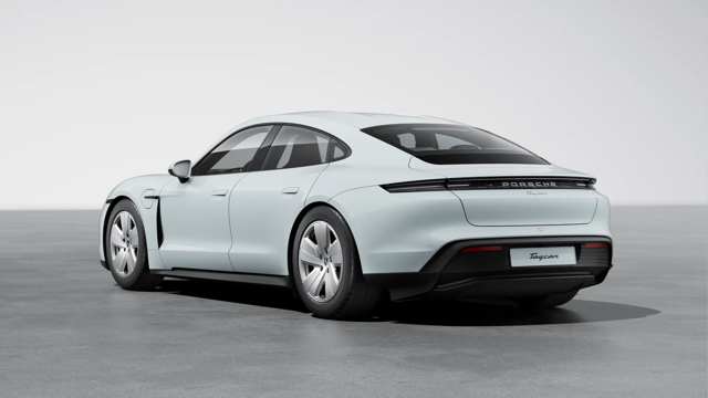 Porsche Taycan photo 2