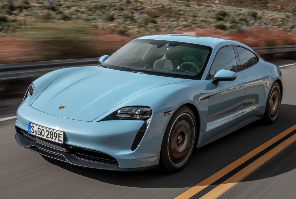 Porsche Taycan photo 22