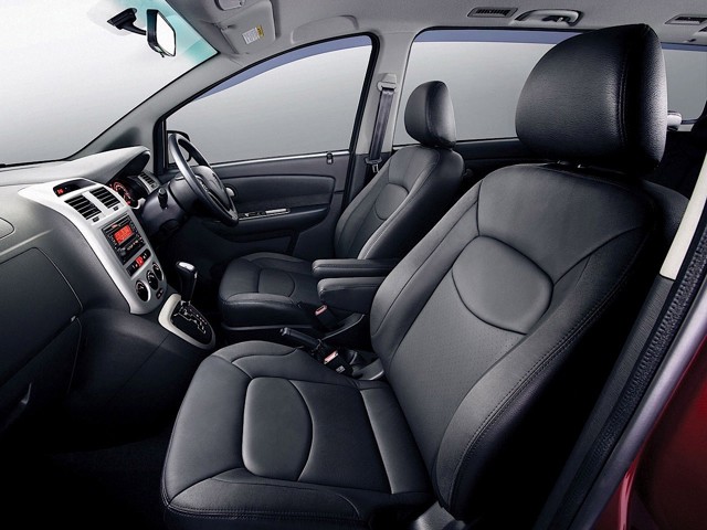 Proton Exora foto 14