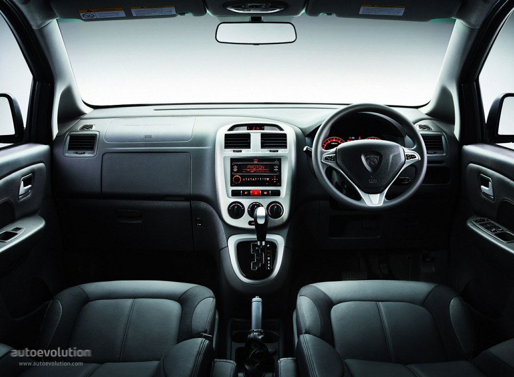 Proton Exora photo 13