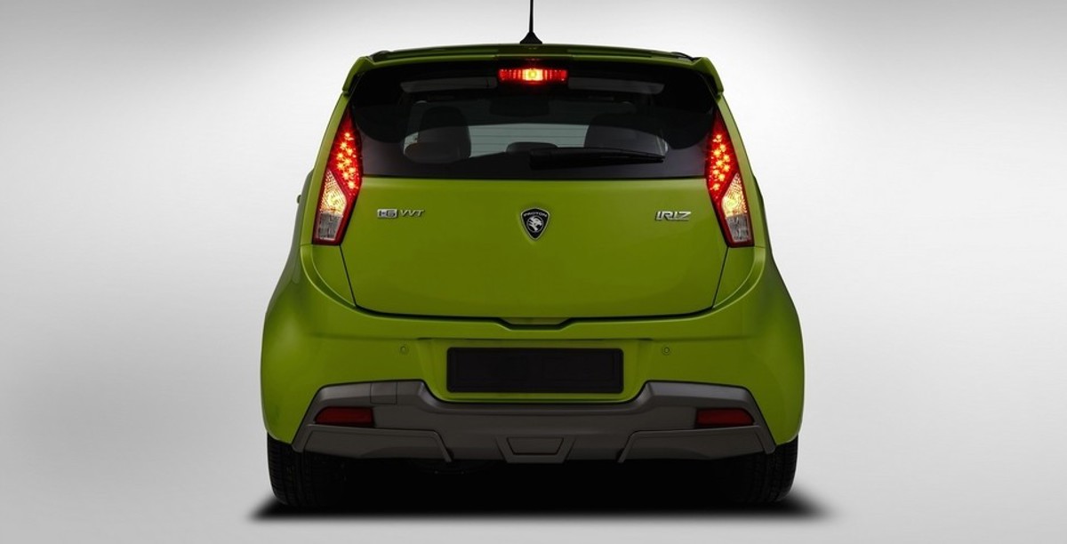 Proton PROTON Iriz 1.3L 5MT (95 HP)