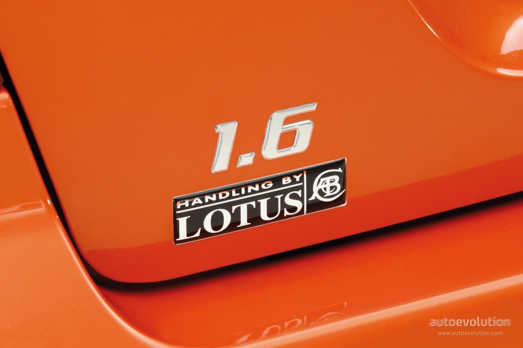 Proton Satria Neo photo 14