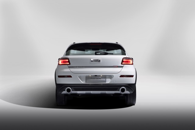 Qoros 3 photo 10