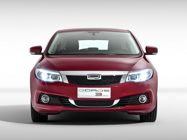 Qoros 3 photo 6