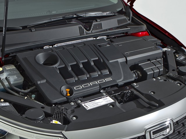 Qoros 3 photo 15