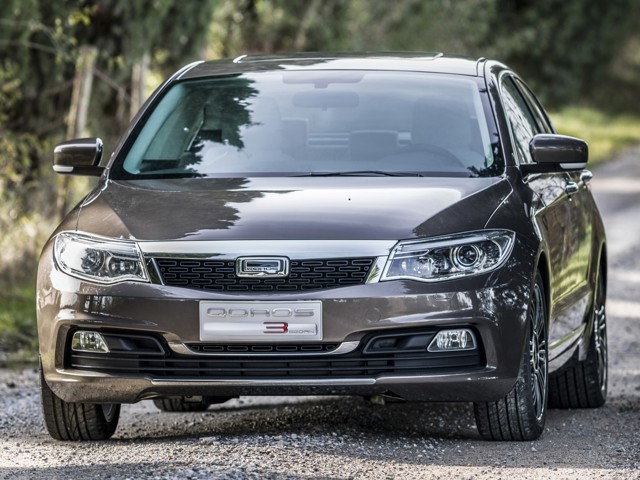 Qoros 3 Foto 27