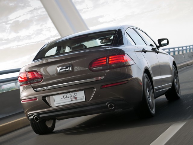 Qoros 3 Foto 32
