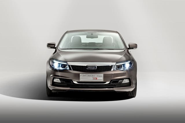 Qoros 3 Foto 18