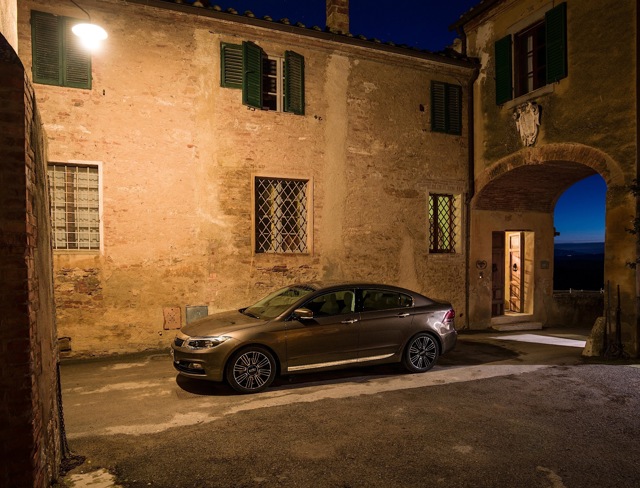 Qoros 3 Foto 20