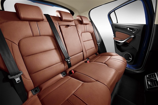 Qoros 5 photo 15