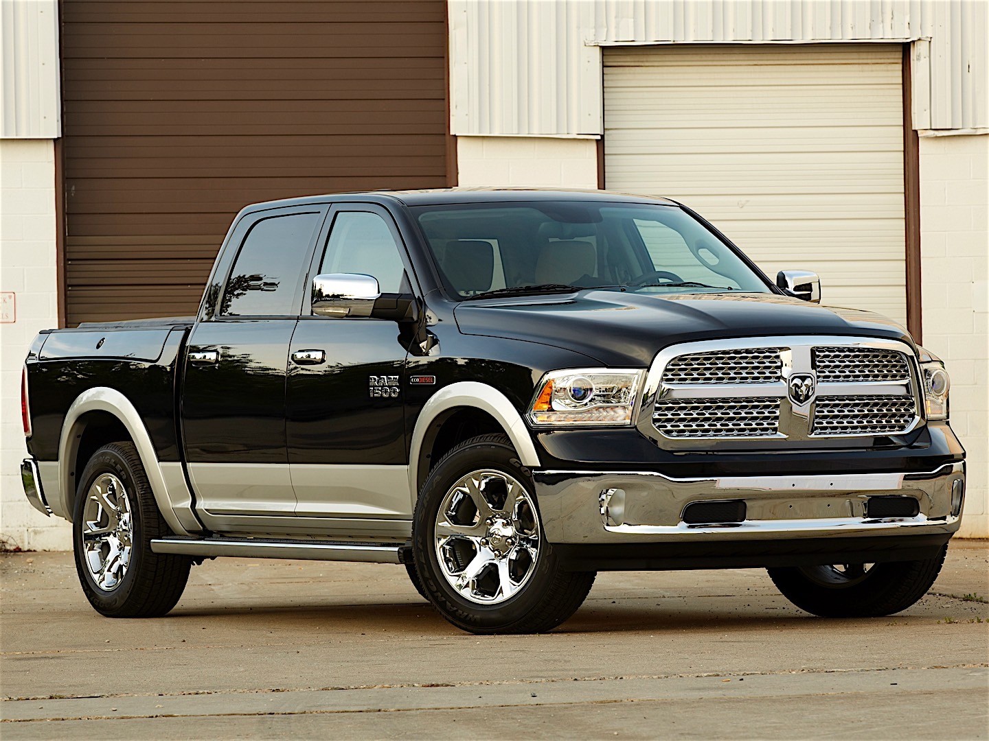 Ram Trucks 1500 photo 33