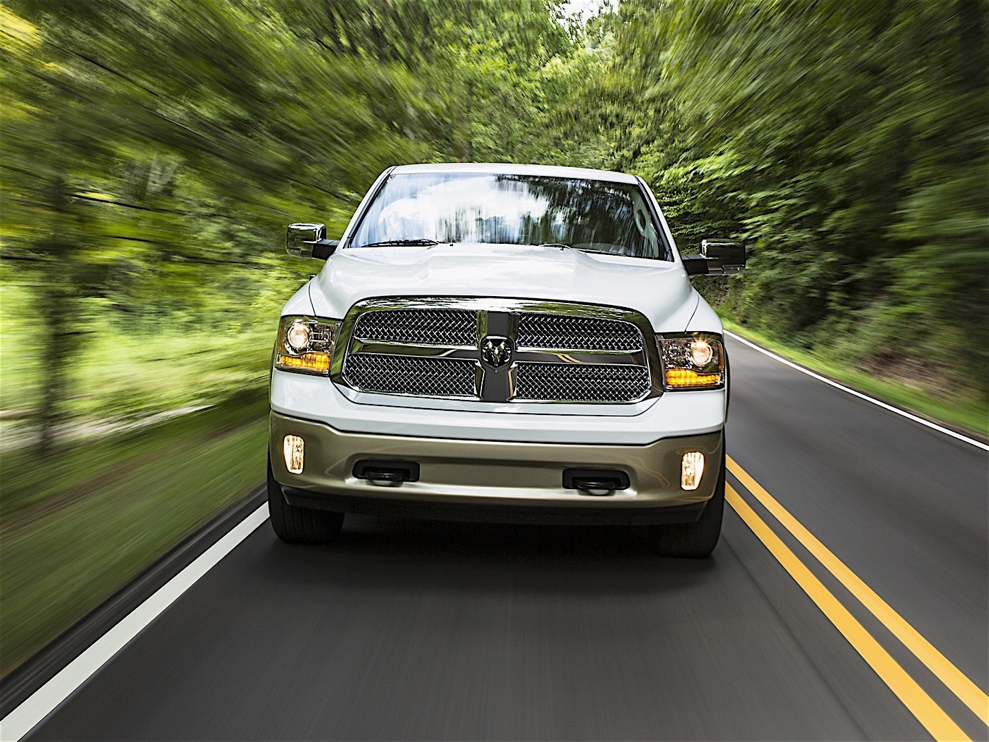 Ram Trucks 1500 photo 53