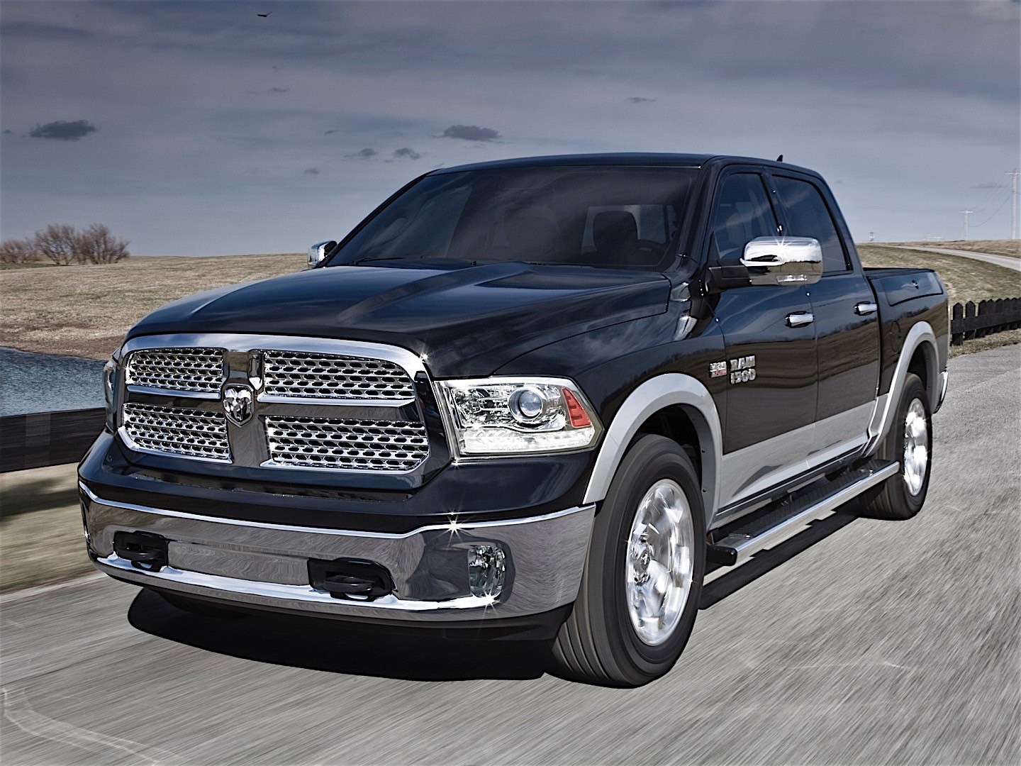 Ram Trucks 1500 photo 60