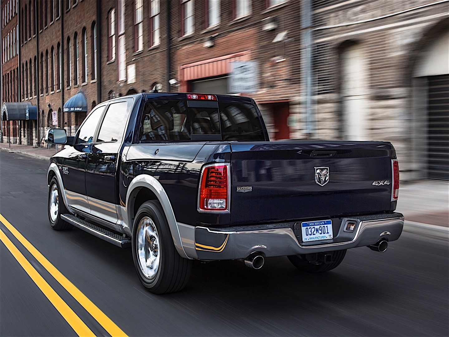 Ram Trucks 1500 photo 61