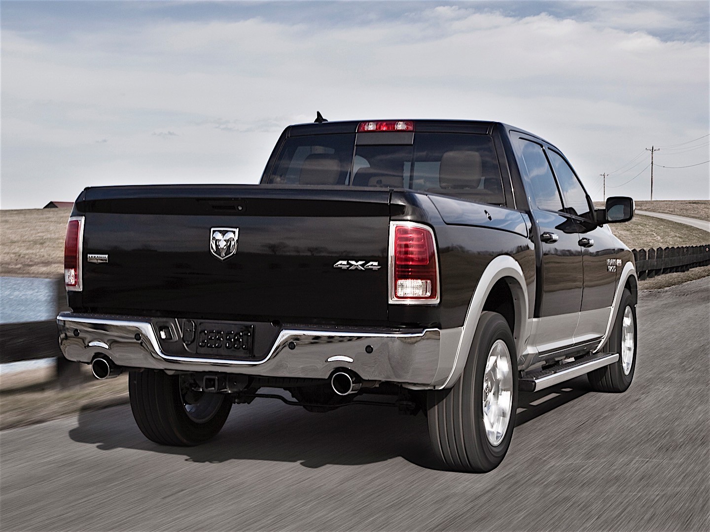 Ram Trucks 1500 photo 68