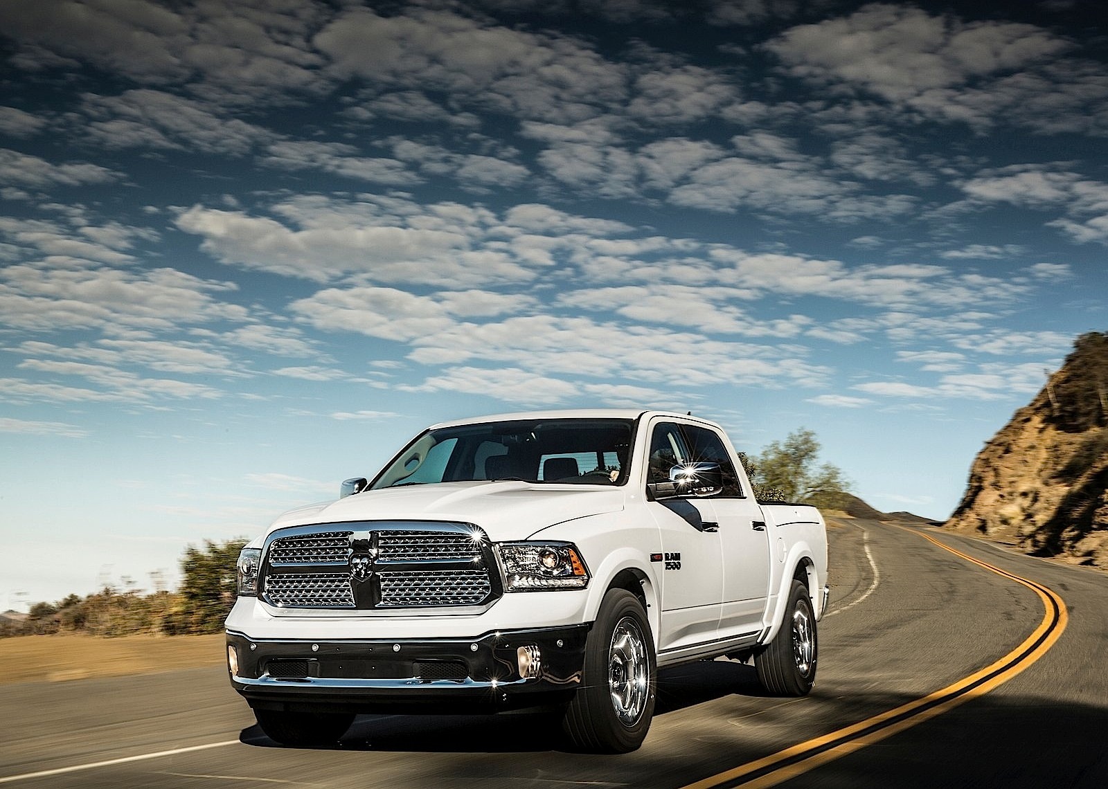 Ram Trucks 1500 photo 18