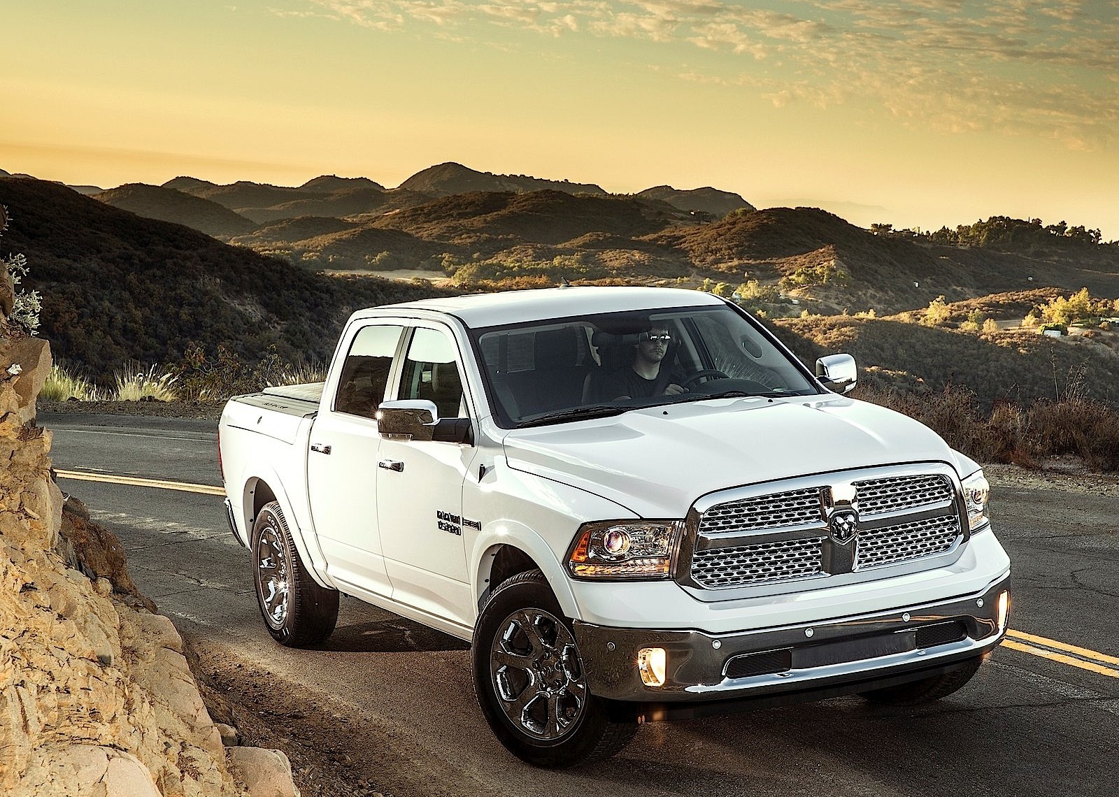 Ram Trucks 1500 photo 6