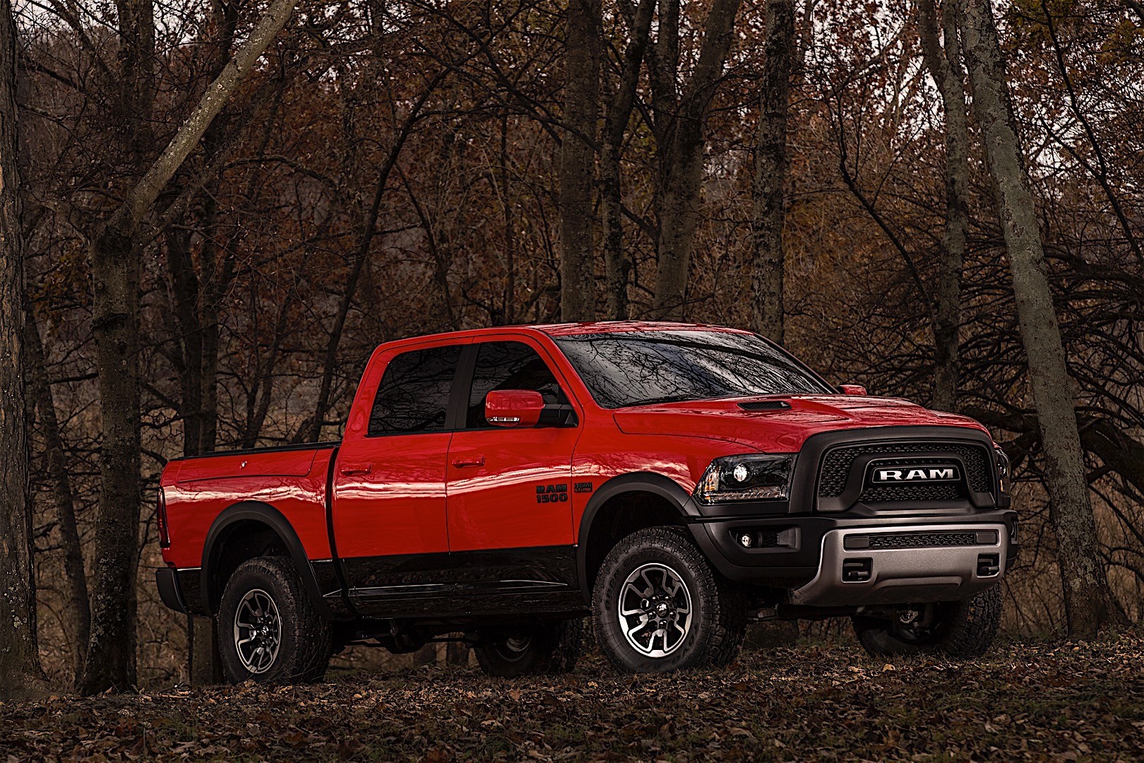 Ram Trucks 1500 photo 2