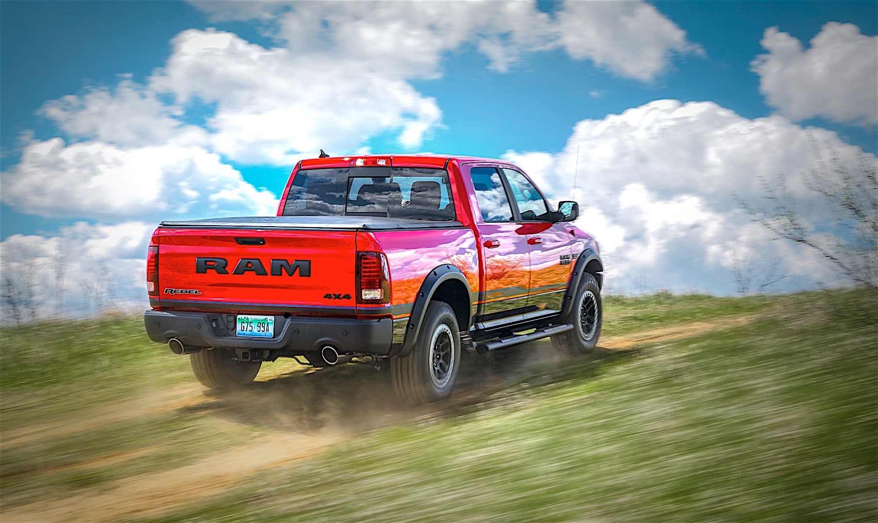 Ram Trucks 1500 photo 22