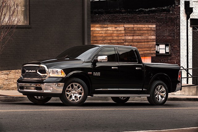 Ram Trucks 1500 photo 23